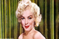 Crop of Marilyn Monroe on the cover of New York Sunday News magazine