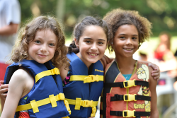 campers enjoying water sports at URJ OSRUI Camp